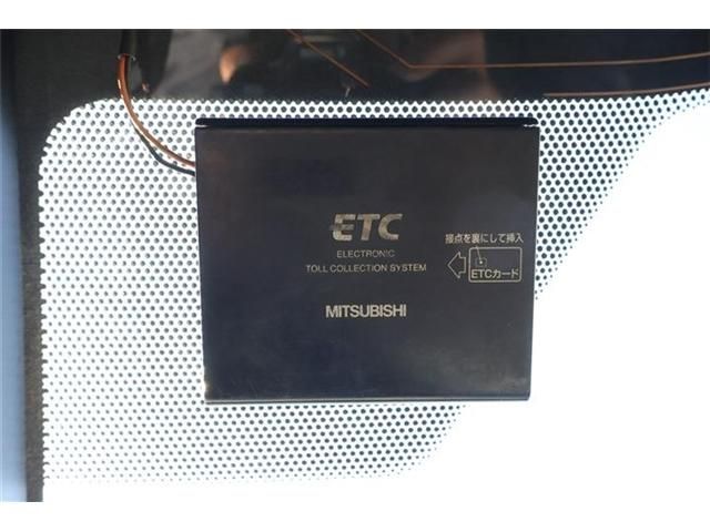 TOYOTA YARIS HYBRID 2023 Image 31