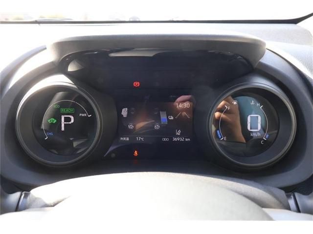 TOYOTA YARIS HYBRID 2023 Image 31