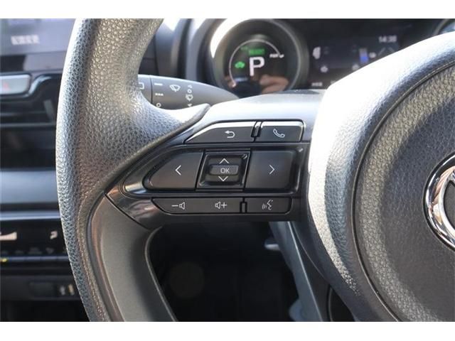 TOYOTA YARIS HYBRID 2023 Image 31