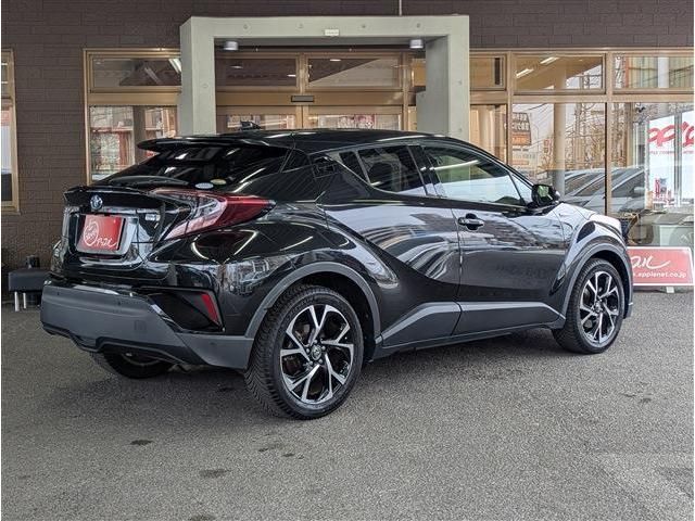 TOYOTA C-HR 2018 Image 31