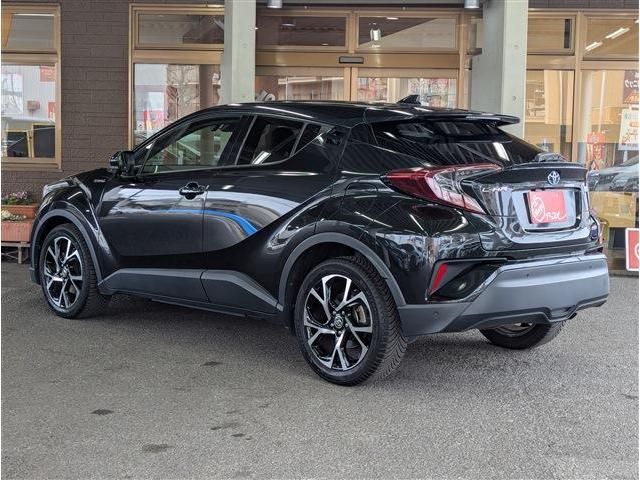 TOYOTA C-HR 2018 Image 31