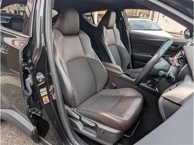 TOYOTA C-HR 2018 Image 31