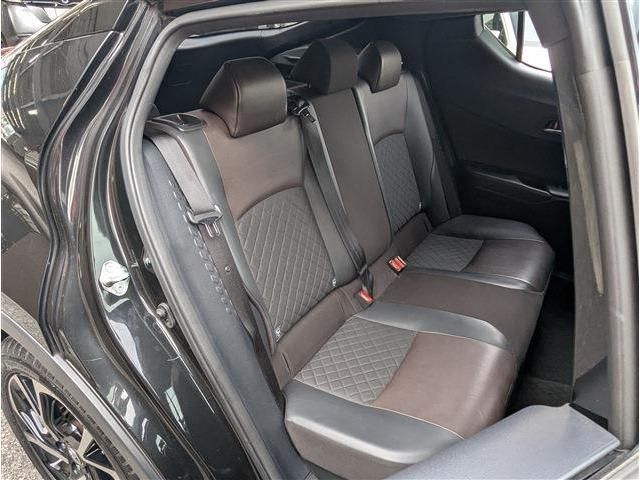 TOYOTA C-HR 2018 Image 31