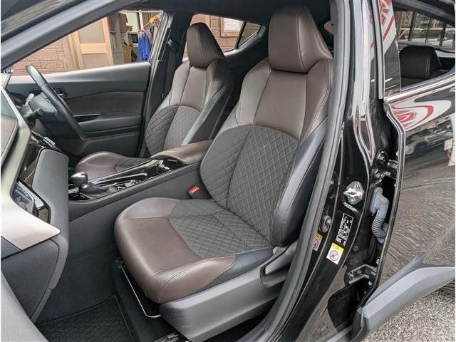 TOYOTA C-HR 2018 Image 31