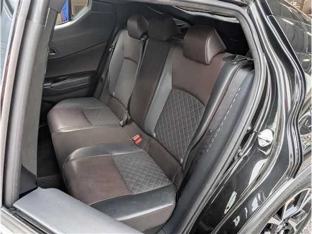 TOYOTA C-HR 2018 Image 31