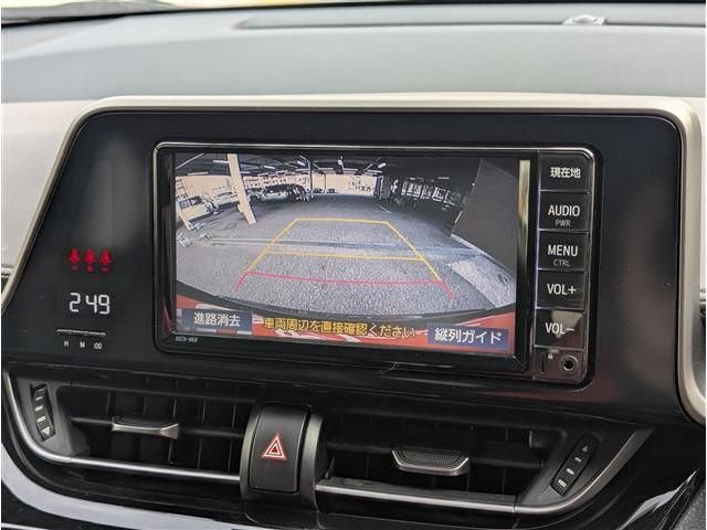 TOYOTA C-HR 2018 Image 31