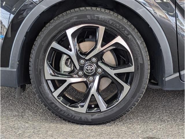 TOYOTA C-HR 2018 Image 31