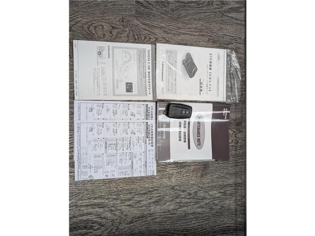 TOYOTA C-HR 2018 Image 31