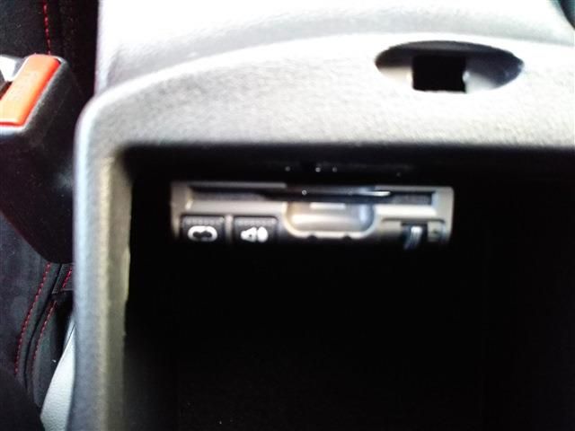 HONDA CIVIC HATCHBACK 2011 Image 31