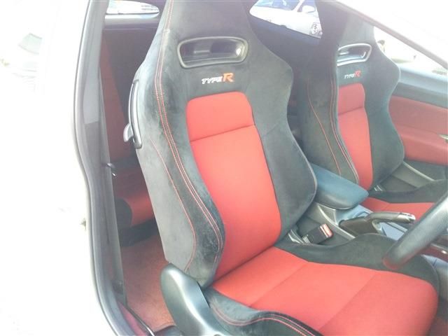 HONDA CIVIC HATCHBACK 2011 Image 31