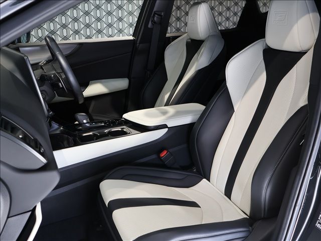 TOYOTA LEXUS NX350H AWD 2023 Image 31
