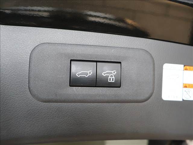 TOYOTA LEXUS NX350H AWD 2023 Image 31