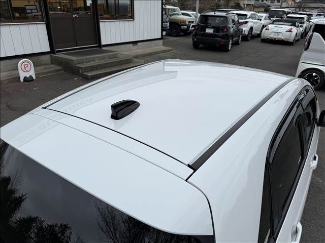 HONDA FIT E:HEV 2023 Image 31