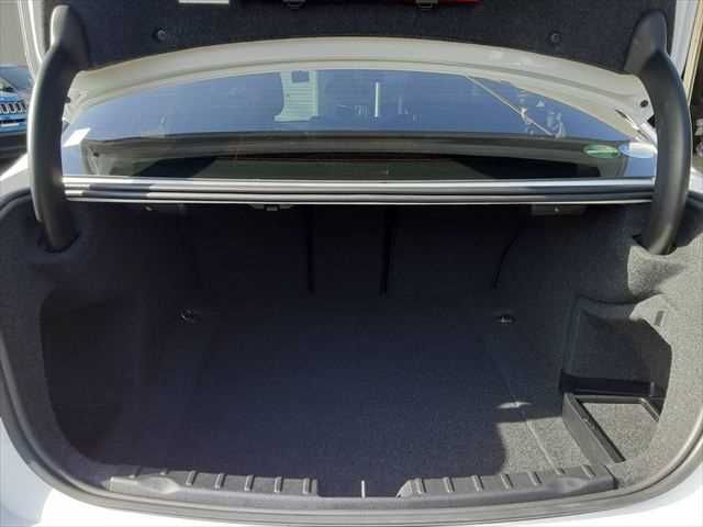 BMW 3SERIES SEDAN 2017 Image 31