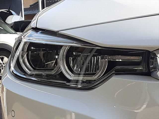 BMW 3SERIES SEDAN 2017 Image 31