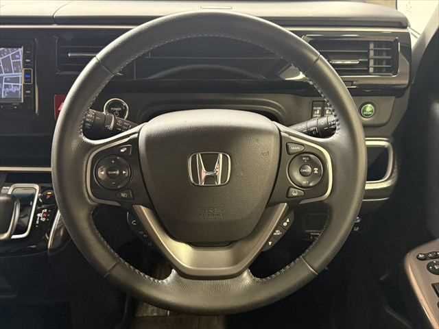HONDA STEPWAGON E:HEV SPAD 2021 Image 31