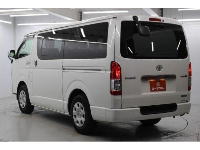 TOYOTA HIACE VAN 2WD 2016 Image 31