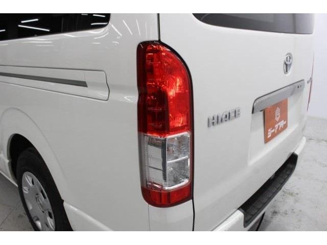 TOYOTA HIACE VAN 2WD 2016 Image 31
