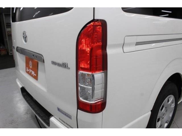 TOYOTA HIACE VAN 2WD 2016 Image 31