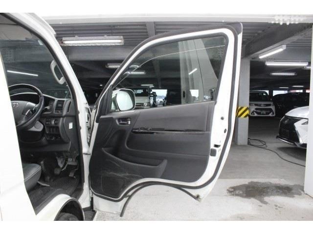 TOYOTA HIACE VAN 2WD 2016 Image 31