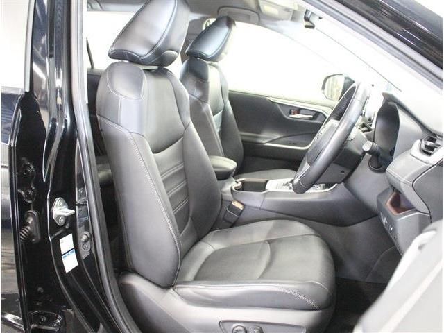 TOYOTA RAV4 HYBRID 4WD 2022 Image 31