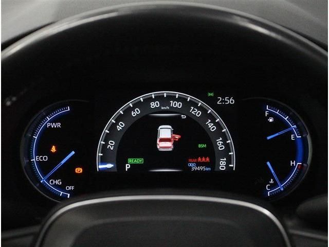 TOYOTA RAV4 HYBRID 4WD 2022 Image 31