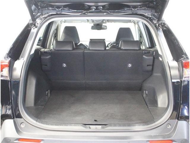 TOYOTA RAV4 HYBRID 4WD 2022 Image 31