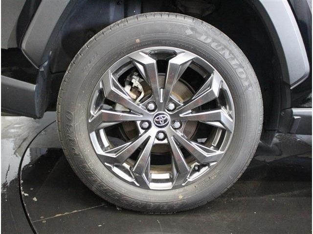 TOYOTA RAV4 HYBRID 4WD 2022 Image 31