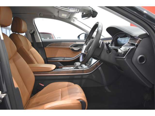 AUDI A8 2023 Image 31