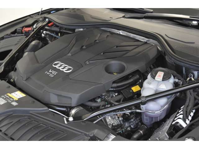 AUDI A8 2023 Image 31