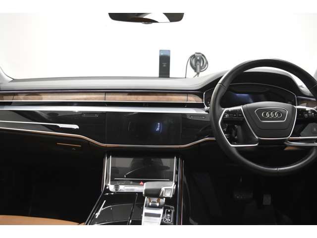 AUDI A8 2023 Image 31