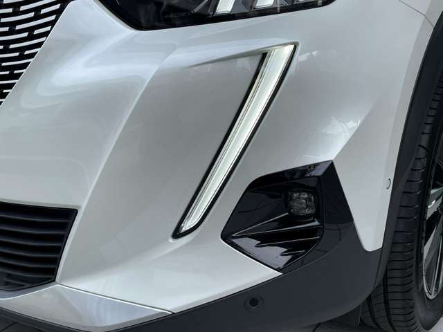 PEUGEOT E-2008 2022 Image 31