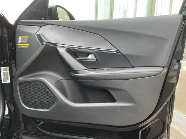 PEUGEOT E-2008 2023 Image 31