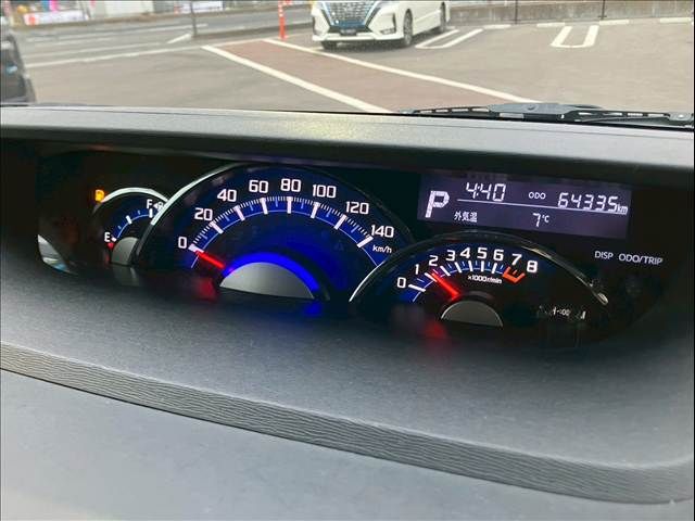 DAIHATSU TANTO CUSTOM 4WD 2015 Image 31