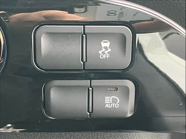 TOYOTA PRIUS 2016 Image 31