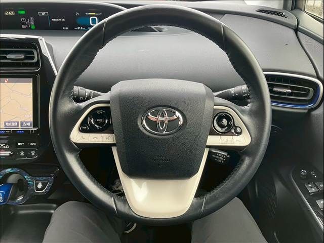 TOYOTA PRIUS 2016 Image 31