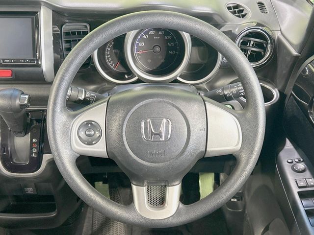 HONDA N BOX CUSTOM 2014 Image 31