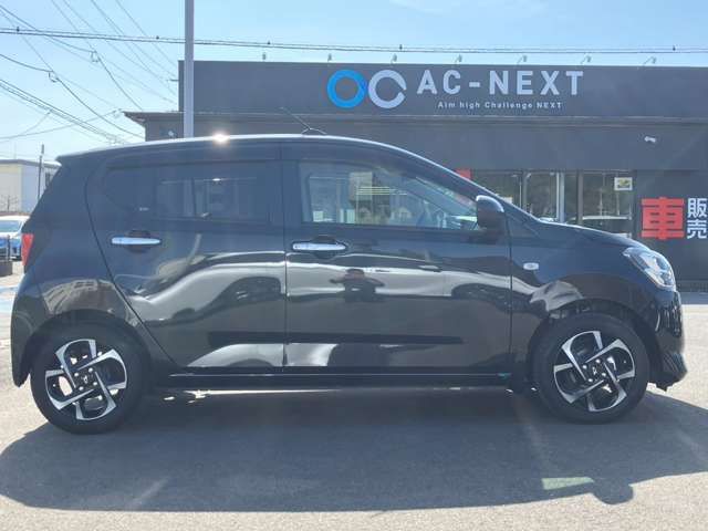 DAIHATSU MIRA E:S 2023 Image 31