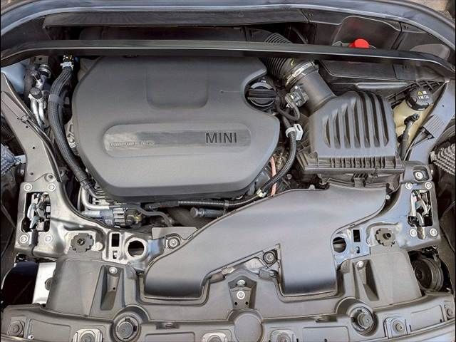 BMW MINI COOPER D CROSSO 2022 Image 31