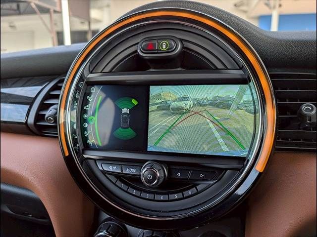 BMW MINI COOPER S OPEN 2018 Image 31