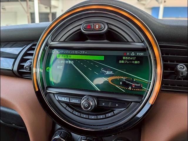 BMW MINI COOPER S OPEN 2018 Image 31