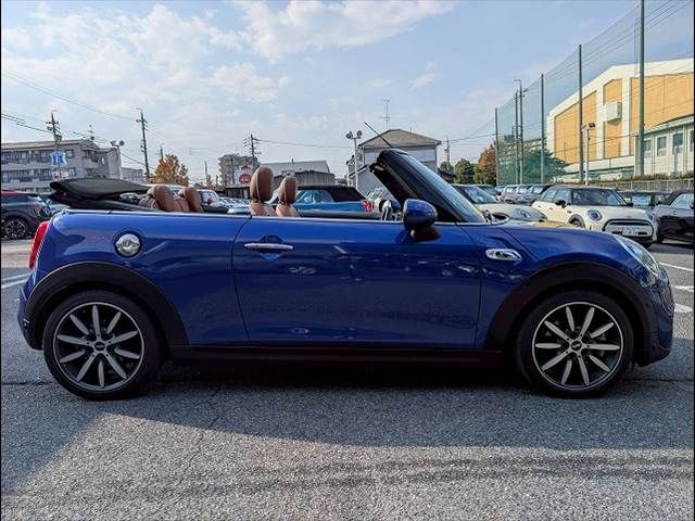 BMW MINI COOPER S OPEN 2018 Image 31