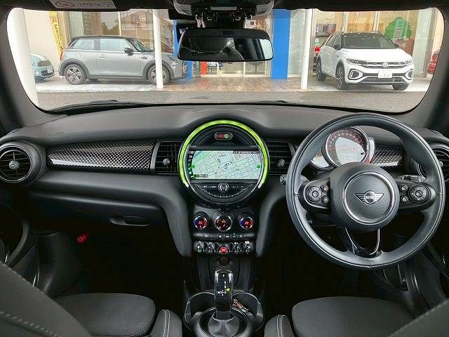 BMW MINI COOPER S 2019 Image 31