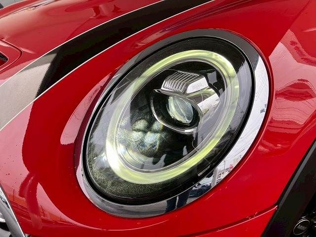 BMW MINI COOPER S 2019 Image 31