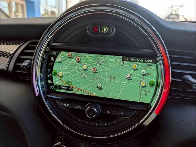 BMW MINI 2019 Image 31