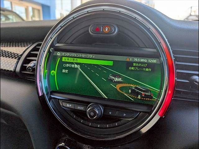 BMW MINI 2019 Image 31