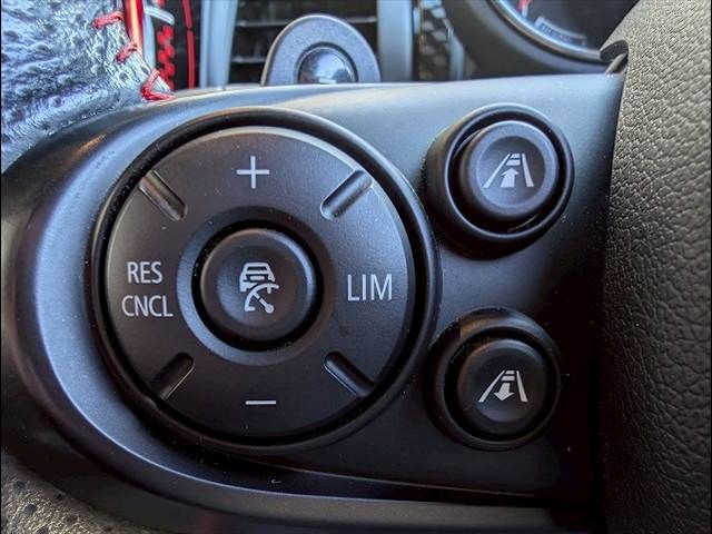 BMW MINI 2019 Image 31