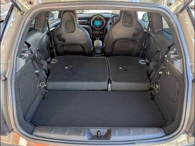 BMW MINI 2019 Image 31