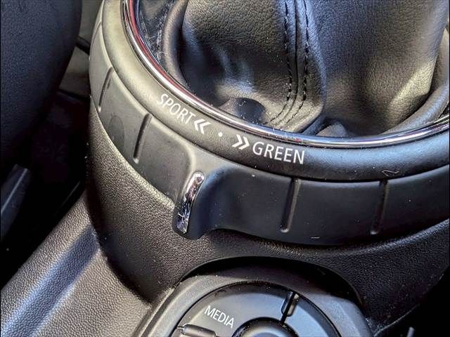 BMW MINI COOPER 2015 Image 31