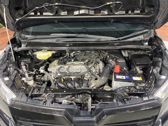 TOYOTA VOXY 2017 Image 31